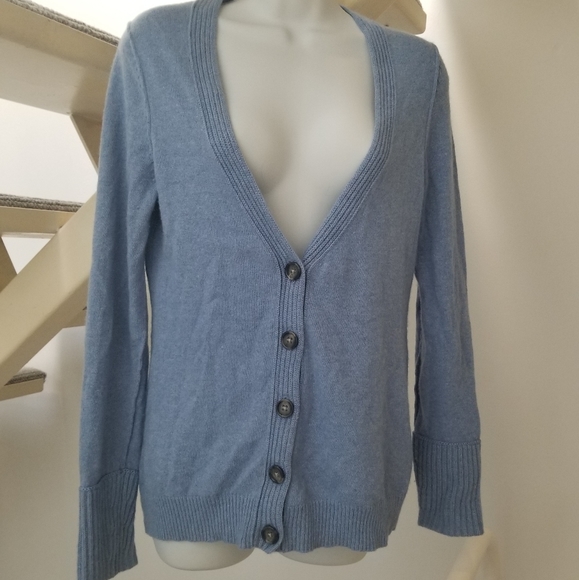 Banana Republic Sweaters - Banana Republic Wool and Cashmere Blend Cardigan M